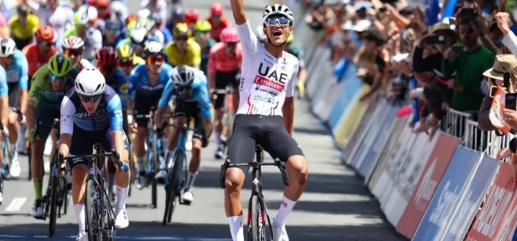 Isaac del Toro alcanza el tercer lugar del ranking mundial de ciclismo a sus 21 años